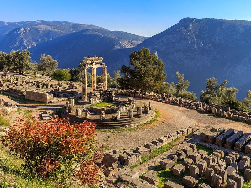 Book a Memorable, Private Full Day To Delphi
